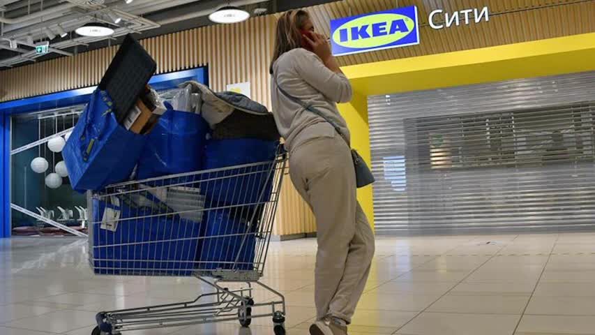 Фото - IKEA приостановила распродажу в России